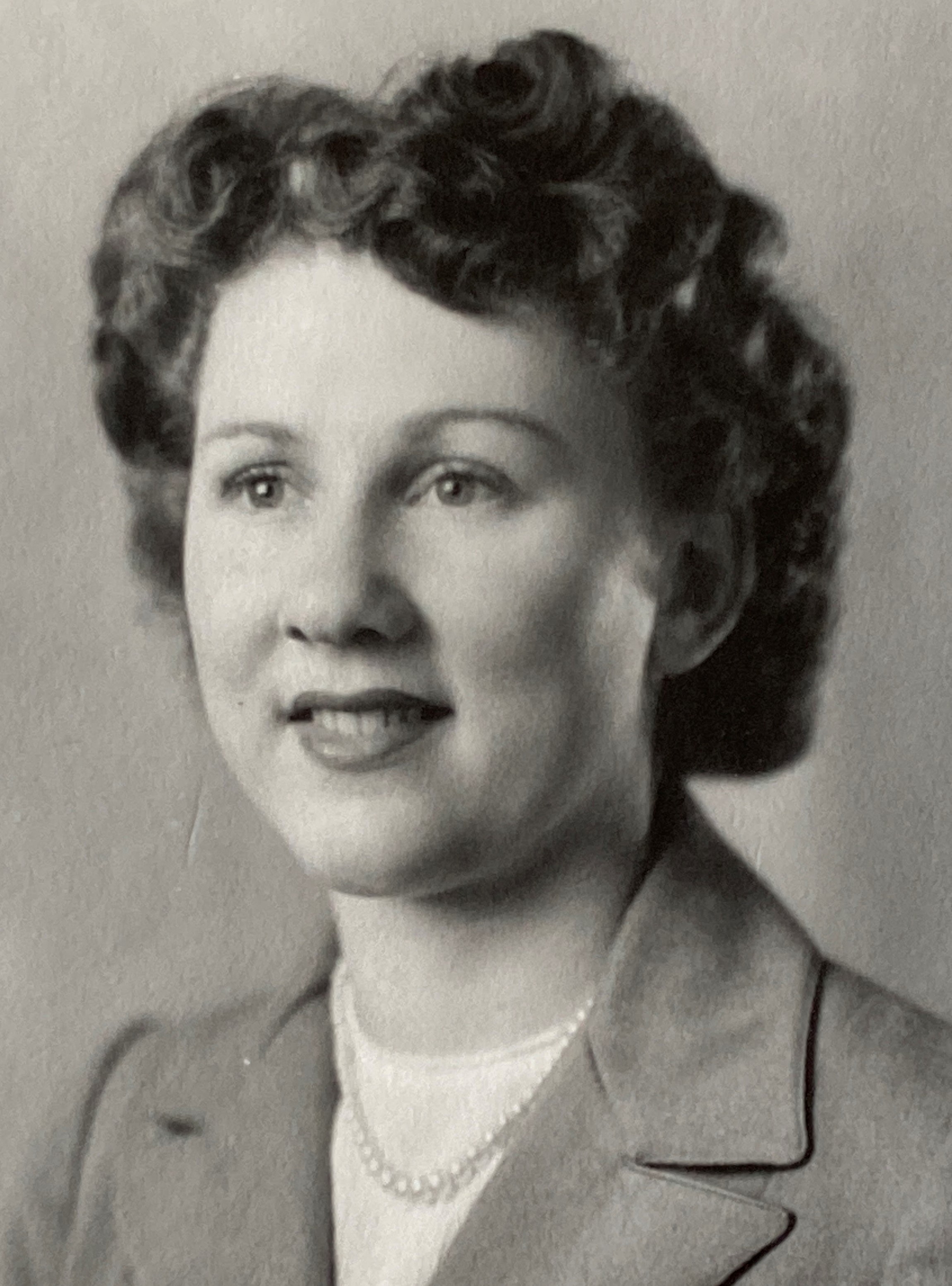 LaRee Turner (1923 - 2015) Profile